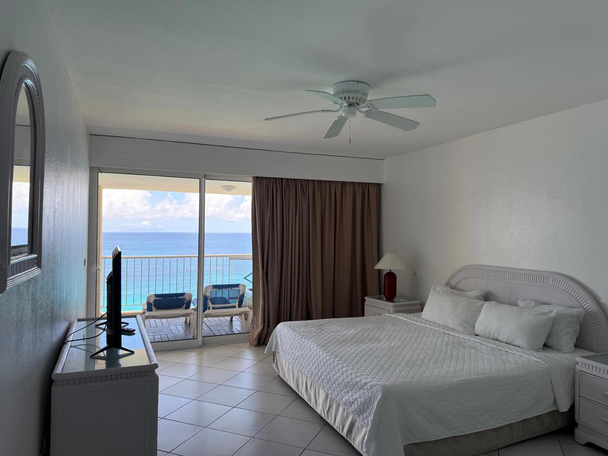 Sapphire Beach Club Resort Cupecoy  ภายนอก รูปภาพ